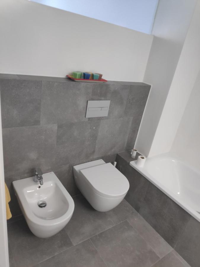 Apartment Close To The Beach With Free Parking Badalona Dış mekan fotoğraf