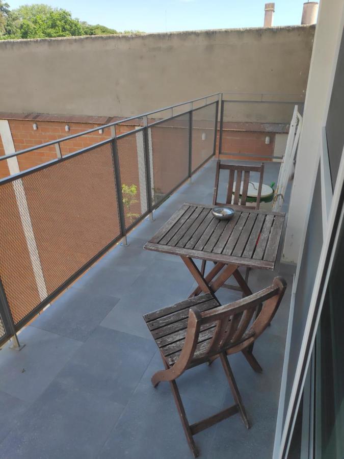 Apartment Close To The Beach With Free Parking Badalona Dış mekan fotoğraf