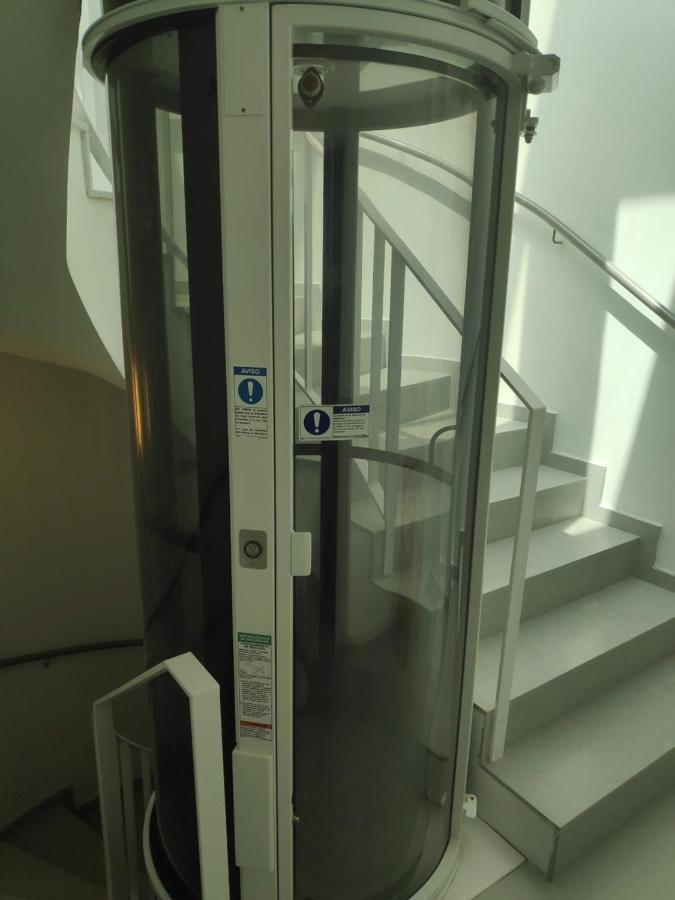 Apartment Close To The Beach With Free Parking Badalona Dış mekan fotoğraf
