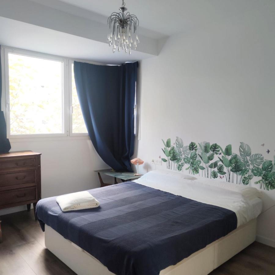 Apartment Close To The Beach With Free Parking Badalona Dış mekan fotoğraf
